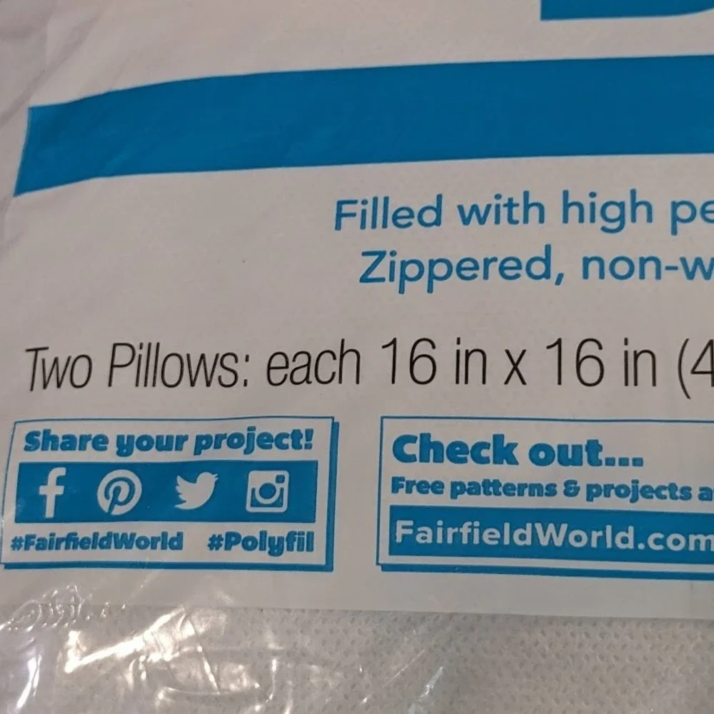 Fairfield Poly-fil Basic 16x16 Pillow Inserts 2 Pack White Square Hypoallergenic